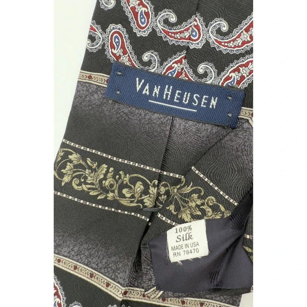 Vintage Van Heusen Silk Tie Lot 2 Paisley Diamond Mens Classic USA Korea 90s Set